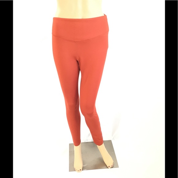 Pink Victoria’s Secret Fleece Lined Leggings NWT - Picture 2 of 10